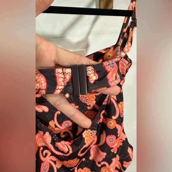 NWT ALC Dylan One-Piece Swimsuit Brown Ganache Multi Paisley XS - Picture 7 of 12